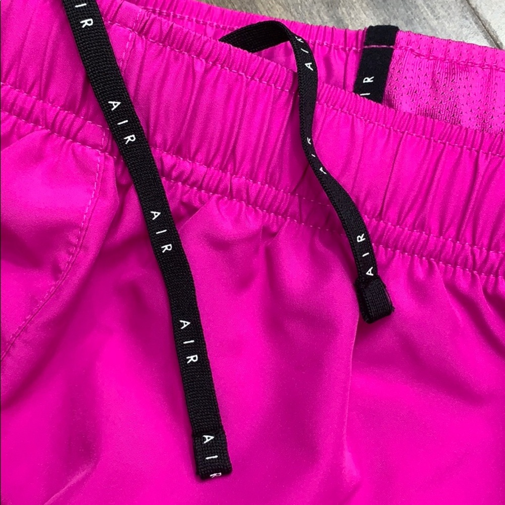 NIKE Women’s running shorts with Dri-Fit Technolog - Picture 7 of 12